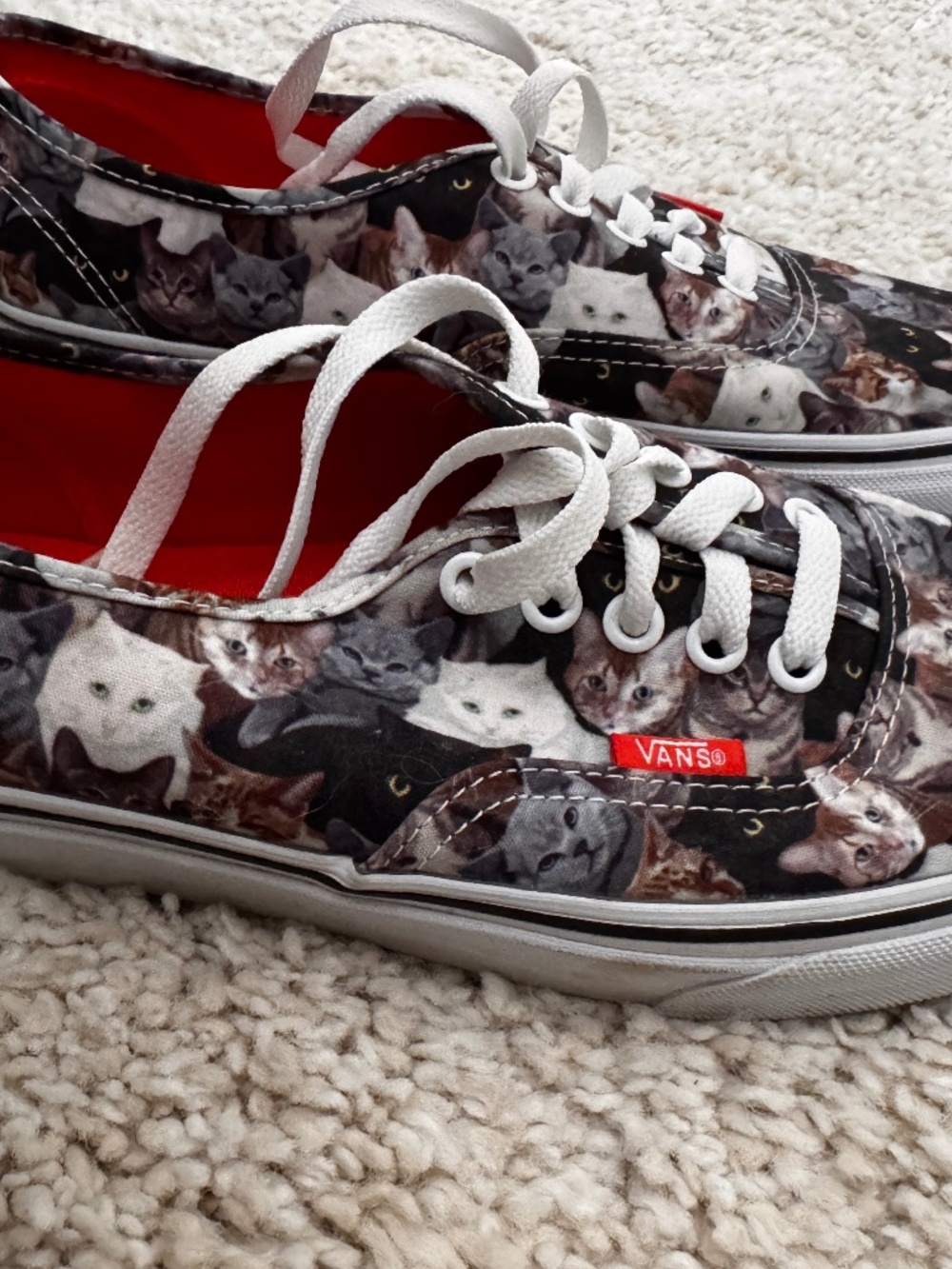 VANS ASPCA Cat Sneakers WM size 9 MN size 7.5